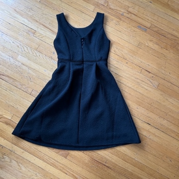 DEX Black Dress Embossed Embroidered EUC Women's Small - Picture 3 of 7